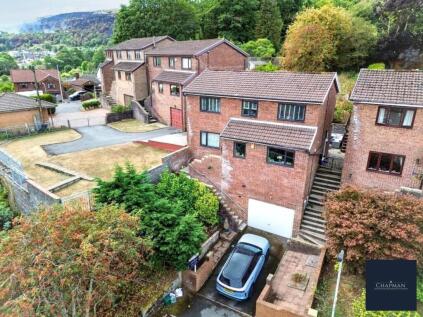 Rhondda Fechan Farm Estate, Ferndale, CF43