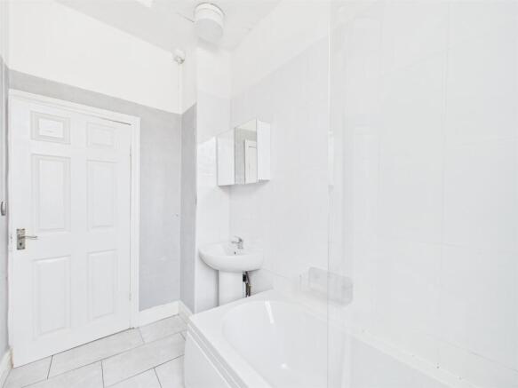 CAM03844G0-PR0336-STILL012.jpg