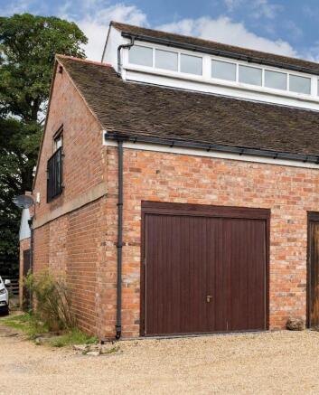 OldFarmhouse-24A cropped.jpg