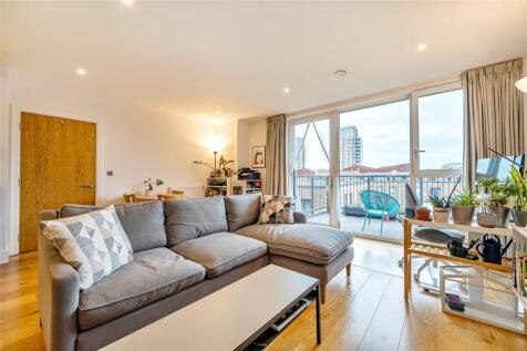 Gullivers Walk, Marine Wharf East, SE8