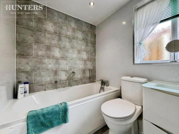 2 bed Detached Bungalow for sale Image 12