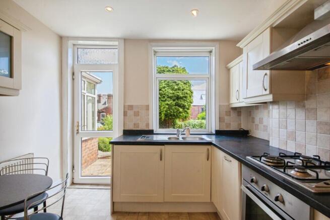3 bed Semi-Detached for sale Image 5