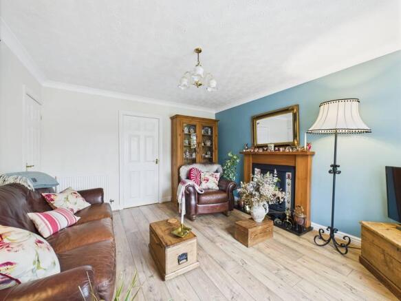 15 Marsh Drive, Beverley, HU17 8WD photo 4