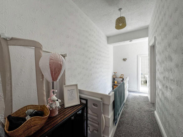2 bed Terraced for sale Image 5