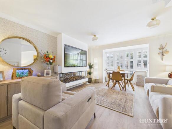 ba2b7736dd3348b4bad275492dbb60b8_100_CAM05287G0-PR