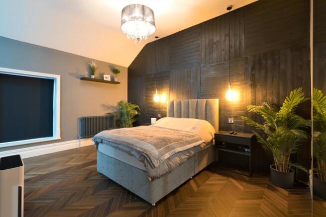 Master Bedroom Furth