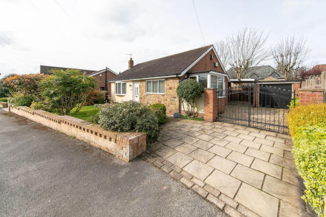 No. 18, Alder Grove, Poulton-le-Fylde, Lancs FY6 8EH