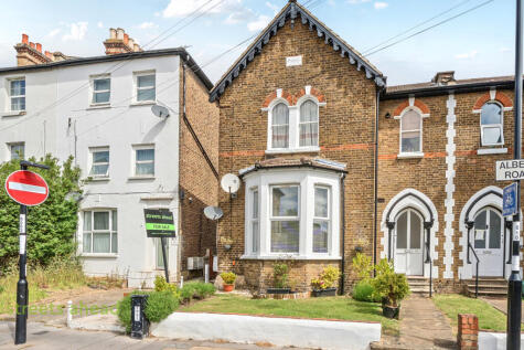 Albert Road, London, SE25