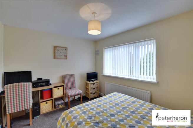 Bedroom 2 (rear)
