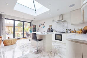 20, Anton Road, South Ockendon RM15 5AT