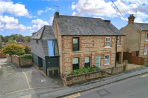79, Upper Hale Road, Farnham GU9 0JN