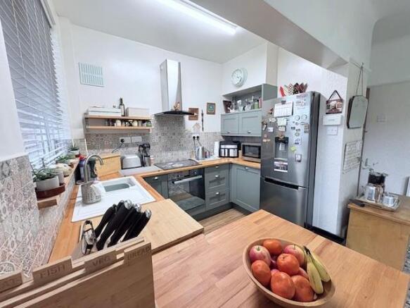 3 The Crescent 6.jpg