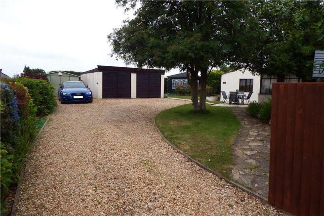 Garage & Driveway