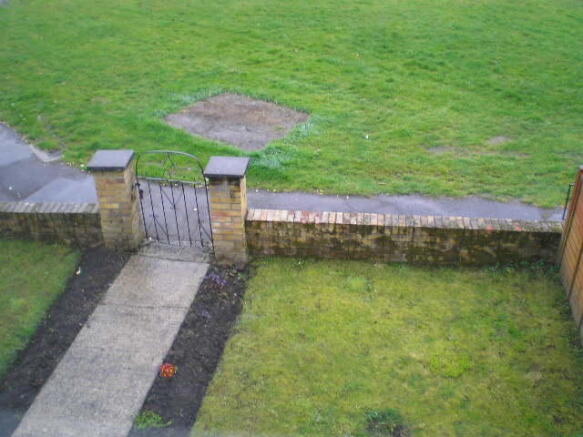 FRONT GARDEN
