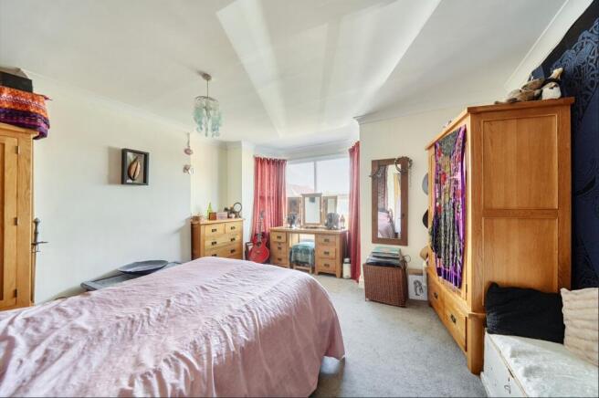 5 bed End of Terrace for sale Image 9
