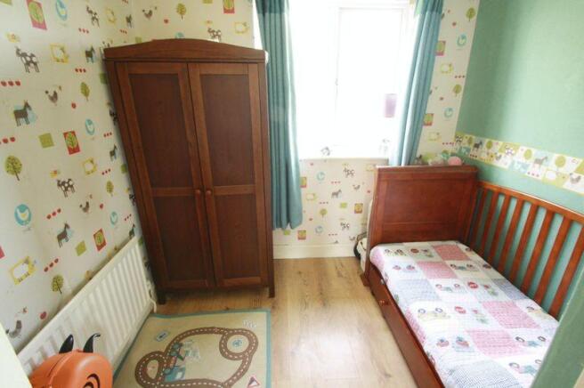 FRONT BEDROOM