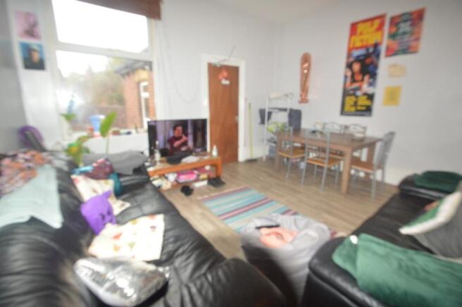 7 bed Terraced to rent Image 11