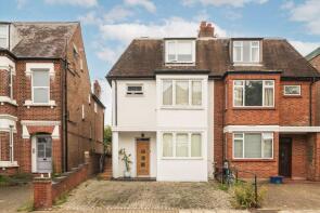 33b, Chiswick Lane, Chiswick, London W4 2LR