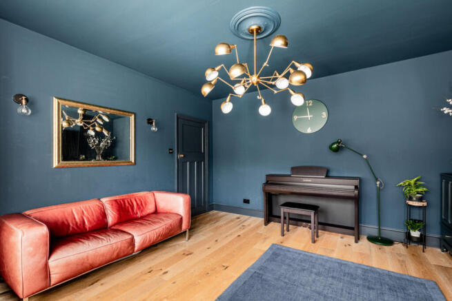 Daneby Road, London, SE6 2 photo 4