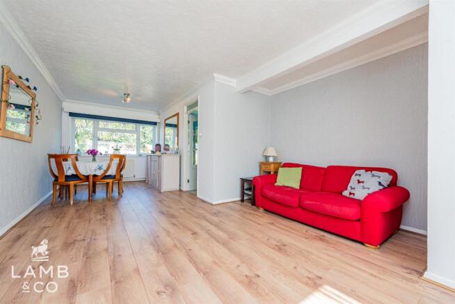RECEPTION ROOM: