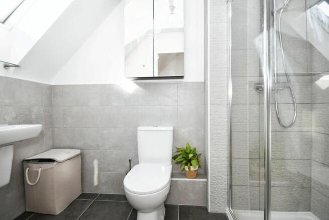 EN SUITE.jpg
