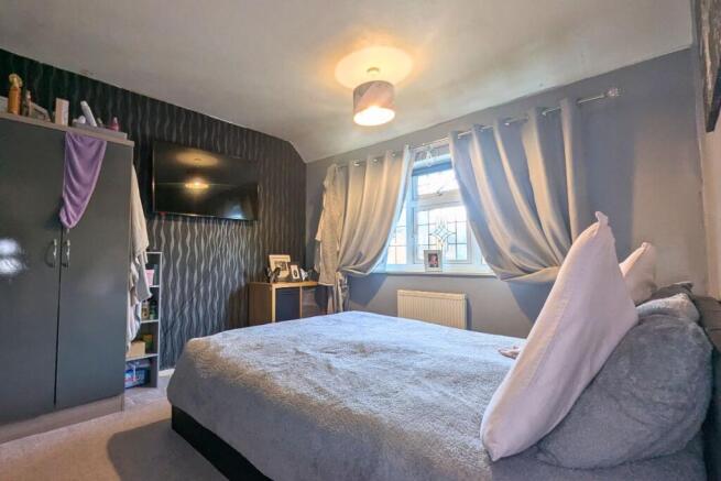 3 bed Semi-Detached for sale Image 8