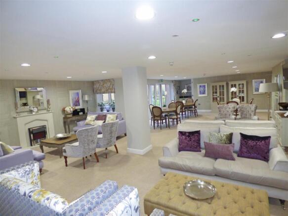 Homeowners' Lounge.JPG