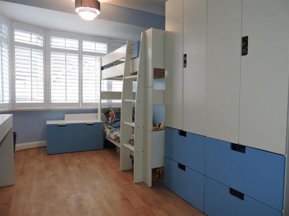 BEDROOM 2
