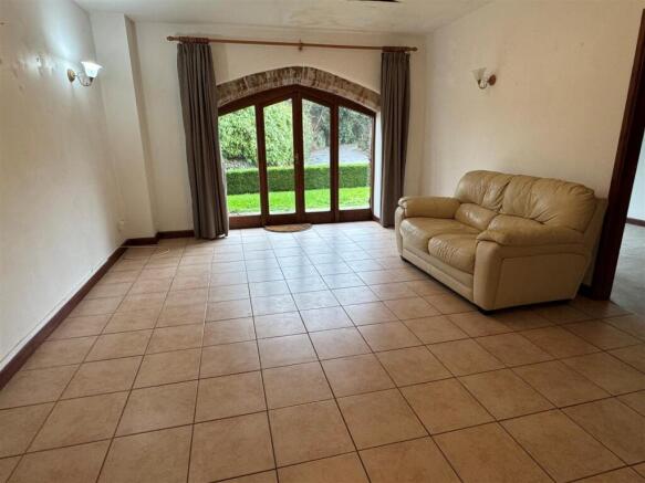 Woodcock living room 1.jpg