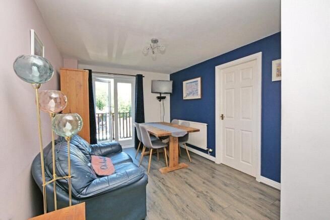 3 bed Terraced for sale Image 6
