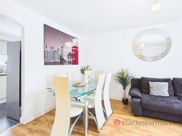 Living Room/ Dining Area