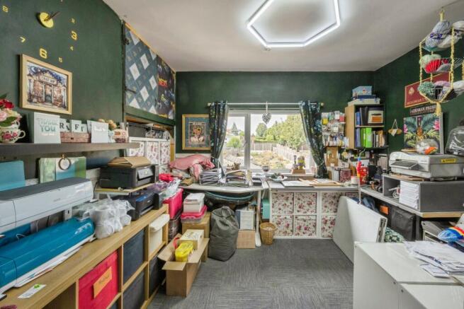 3 bed Semi-Detached for sale Image 11