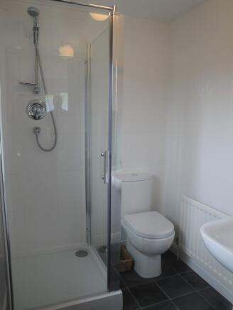 en-suite shower room