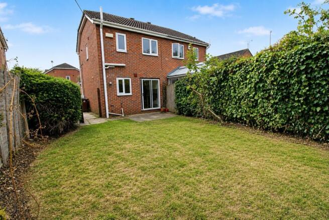 2 bed Semi-Detached for sale Image 4