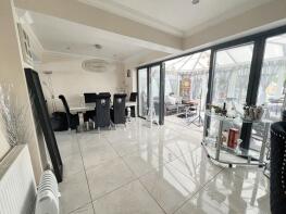 7, Weardale Avenue, Newcastle Upon Tyne NE12 7HX