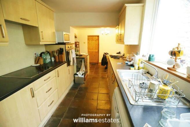 Kitchen/ break...