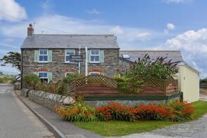 Beaver Cottage, Road From Trevean To Trewarmett Lane, Tregatta, Tintagel PL34 0DY