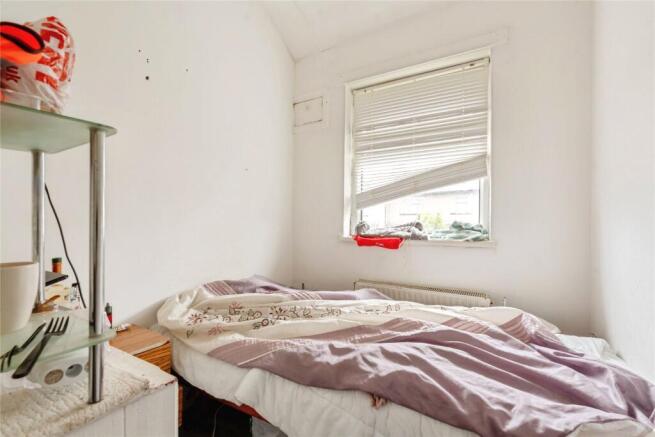 3 bed Terraced for sale Image 8