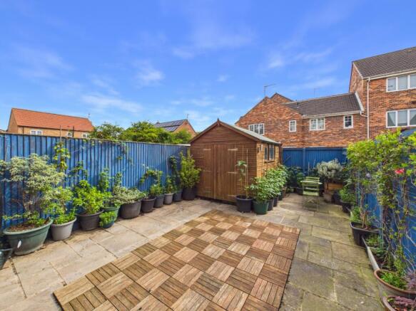 4 bed Terraced for sale Image 11