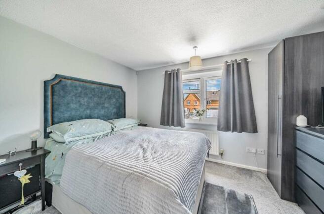 Bedroom 1 (Double)