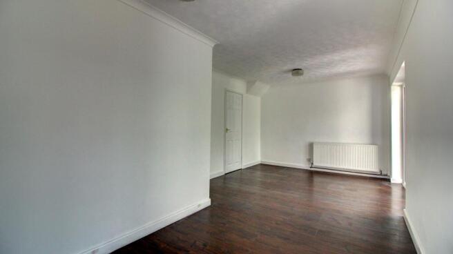Lounge (reverse angle)