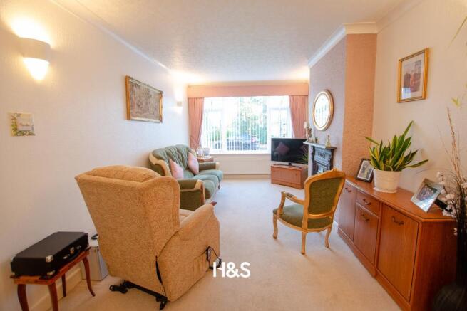 68 Featherstone - lounge.jpg