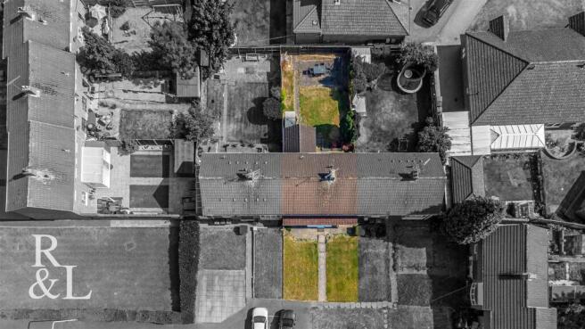Kemberton Close, Finchfield, Wolverhampton photo 4