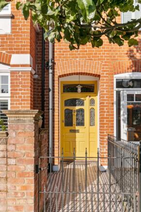 Prusthall Avenue