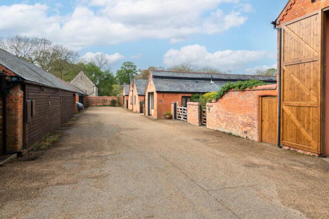 Castle Barns 