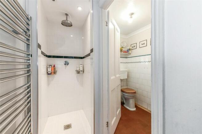 Shower & Cloakroom