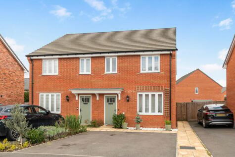 Blackbird Gardens, Langford, SG18