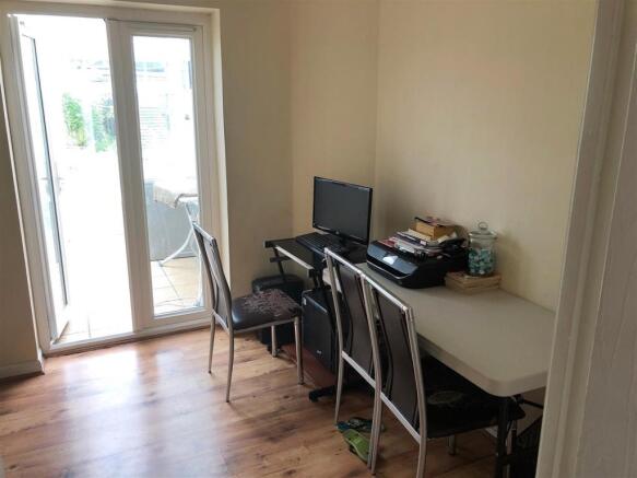 Photo 5