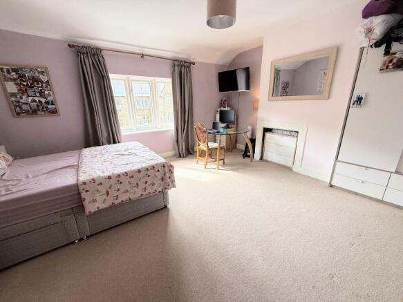 2 bed Terraced for sale Image 4