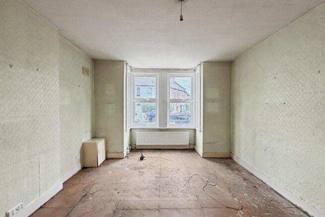Flat 1, 43 Laitwood Road, Balham, London SW12 9QN